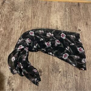 NWT White House Black Market Silk Pointed Neckerchie